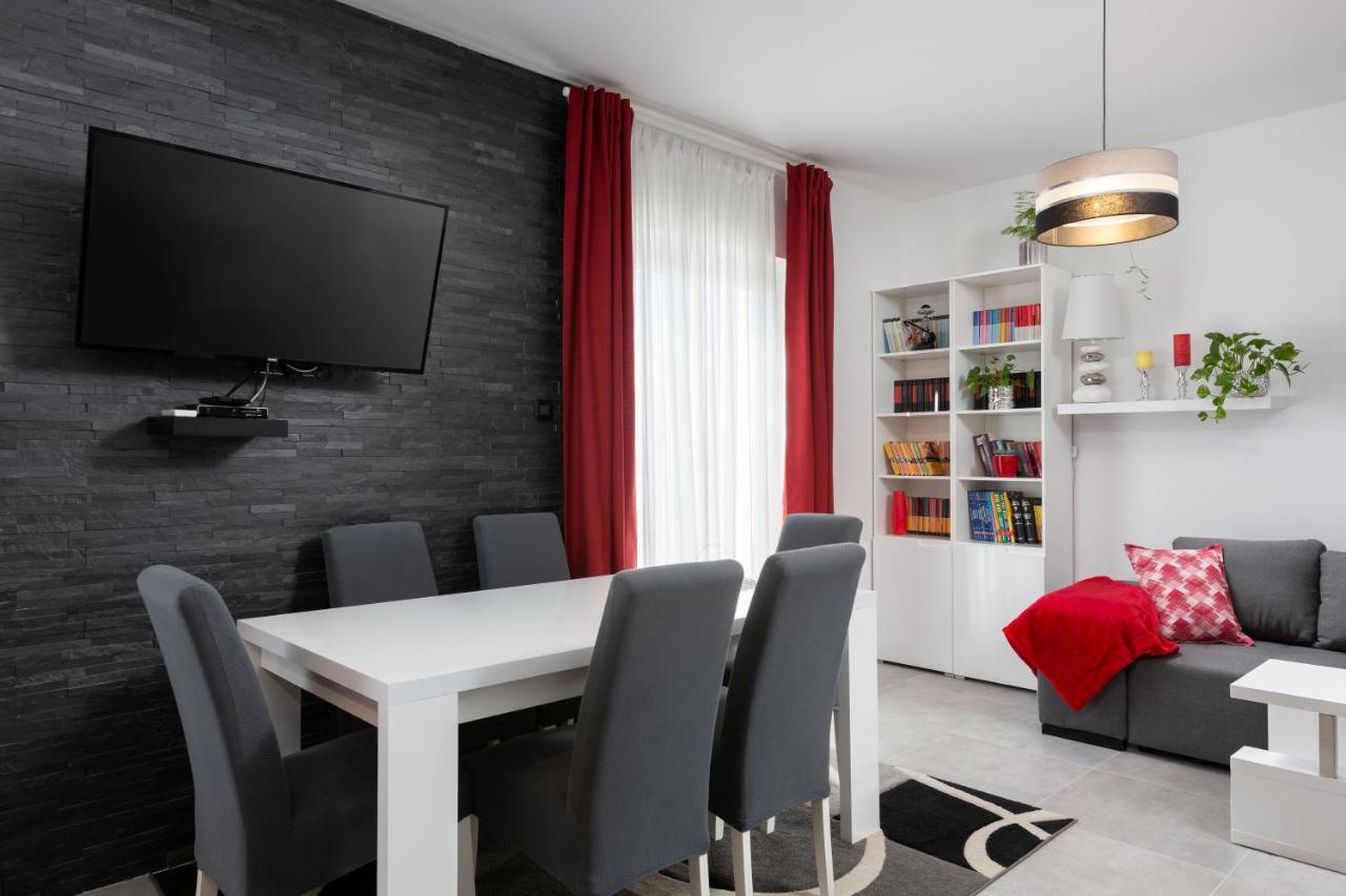 Jasminka Apartamento Medulin Exterior foto